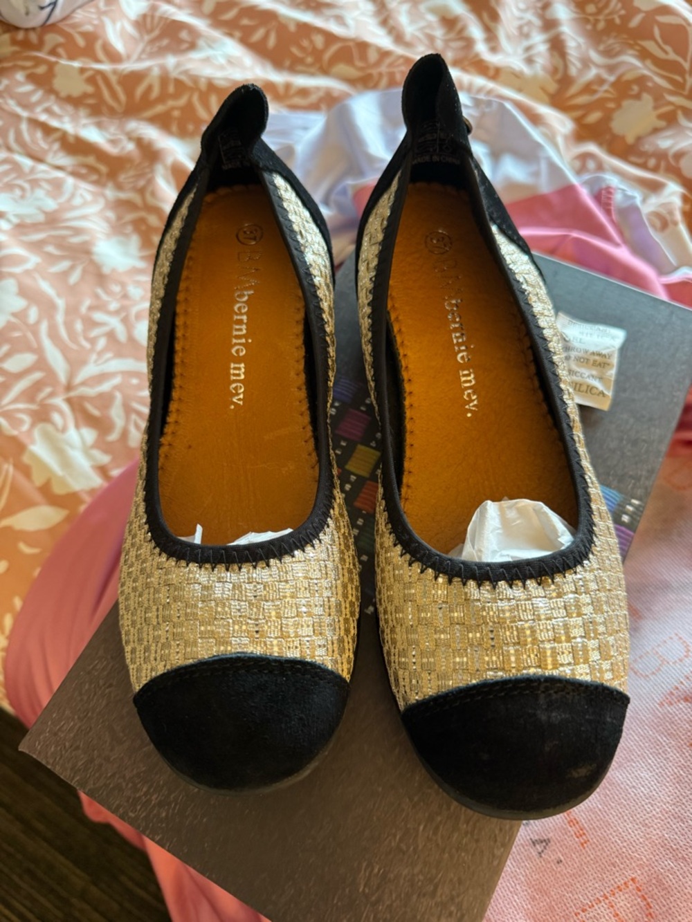 bernie mev. Gold Woven & Black Cap-Toe Ballet Flats
